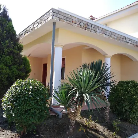 Villa La Al Mare *