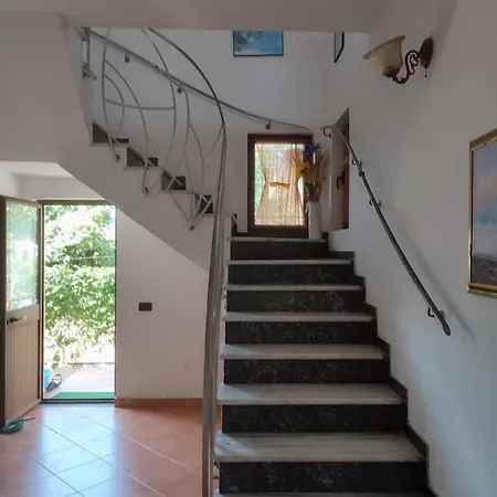 La Al Mare Villa Durrës